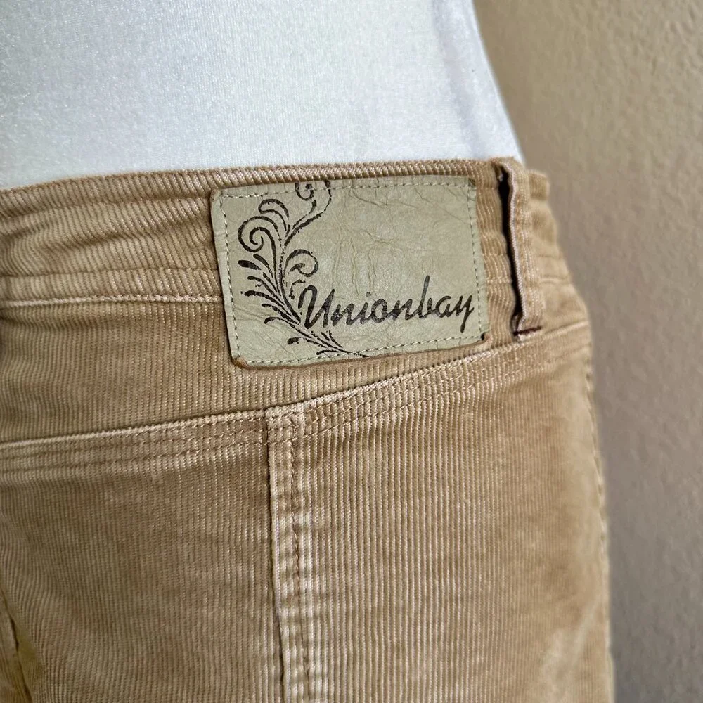 Union Bay Vtg 2000s Y2K Tan Corduroy A-line Skirt
